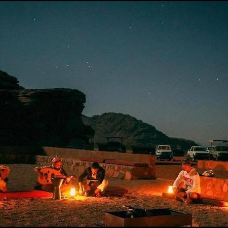 Bedouin Adventure & Tours Hotel Wadi Rum Ngoại thất bức ảnh