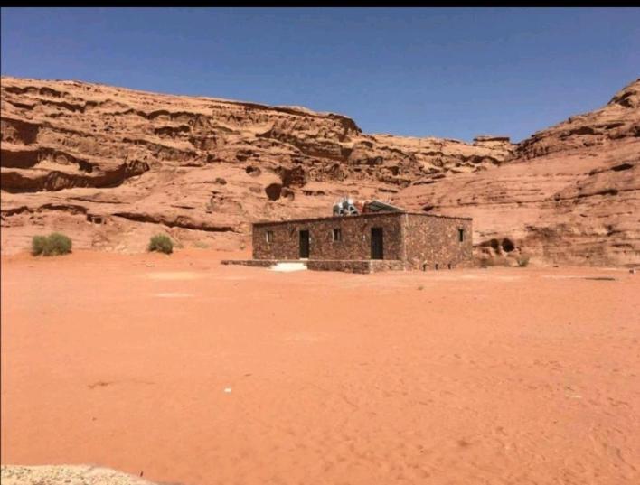 Bedouin Adventure & Tours Hotel Wadi Rum Ngoại thất bức ảnh